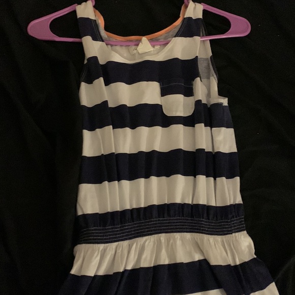 Summer dresses - Picture 5 of 6